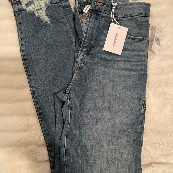 Good American Good Waist Released Hem Jeans - Picture 15 of 15